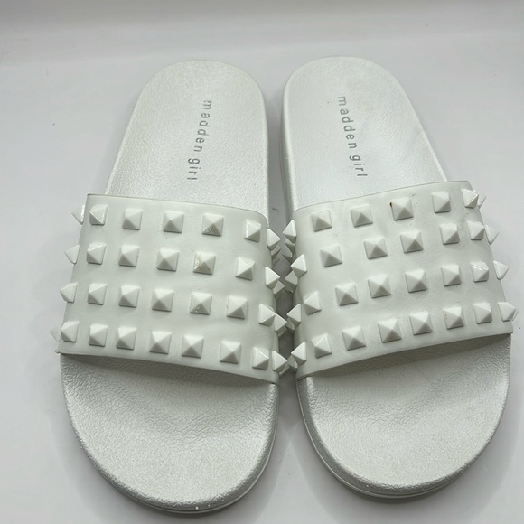 Madden Girl studded white slides NWOB - Picture 1 of 5